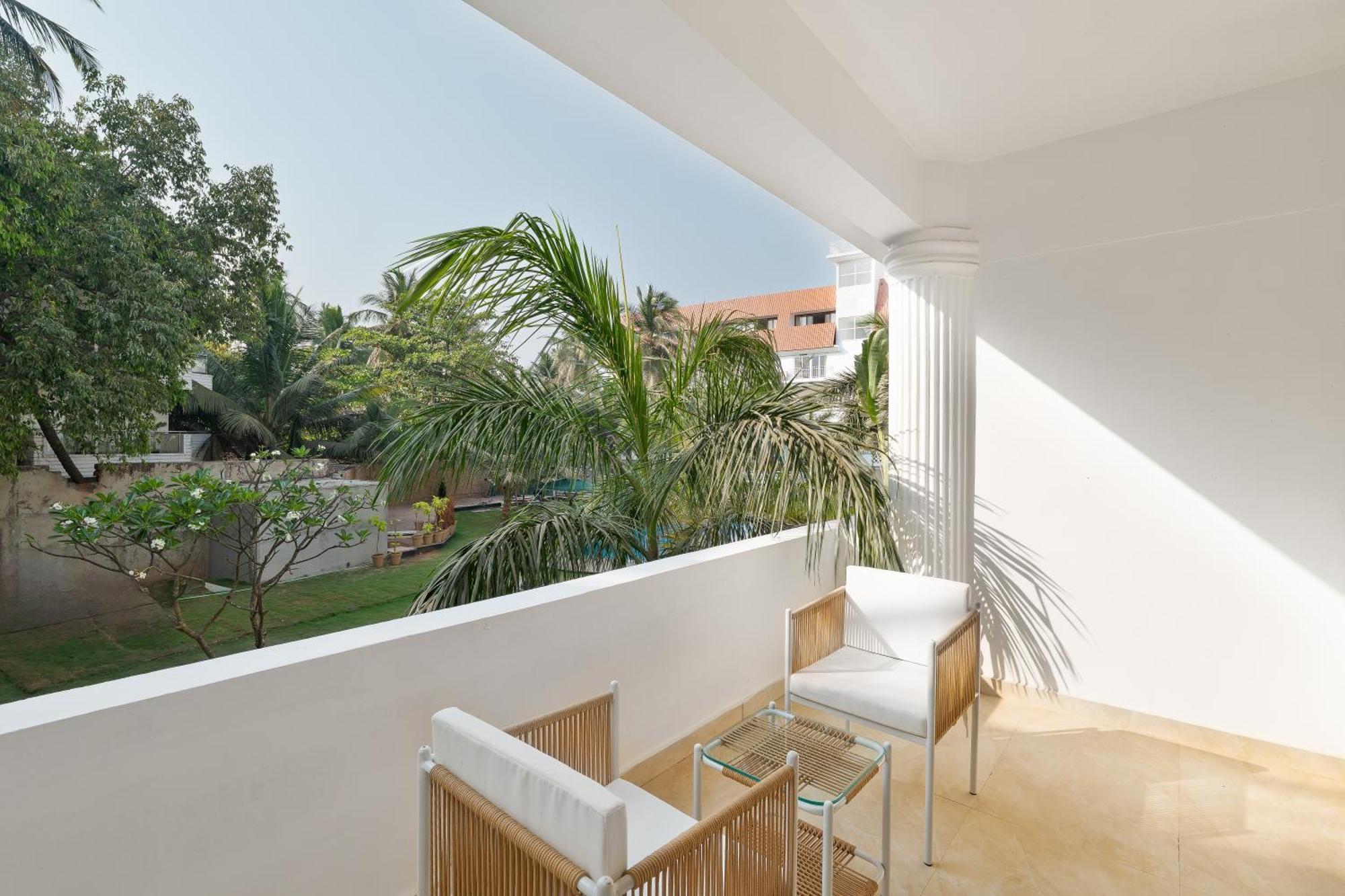 White Wharf Beach Resort Morjim Goa Ngoại thất bức ảnh