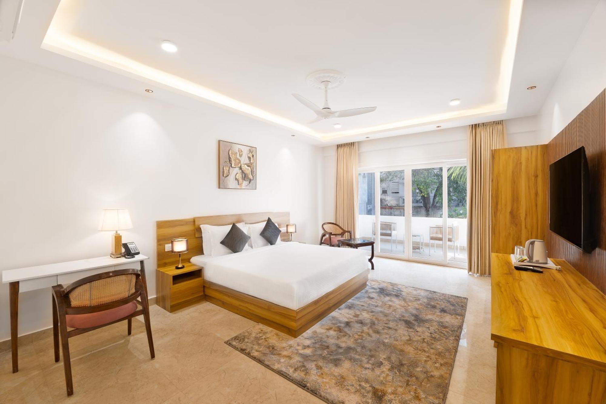 White Wharf Beach Resort Morjim Goa Ngoại thất bức ảnh