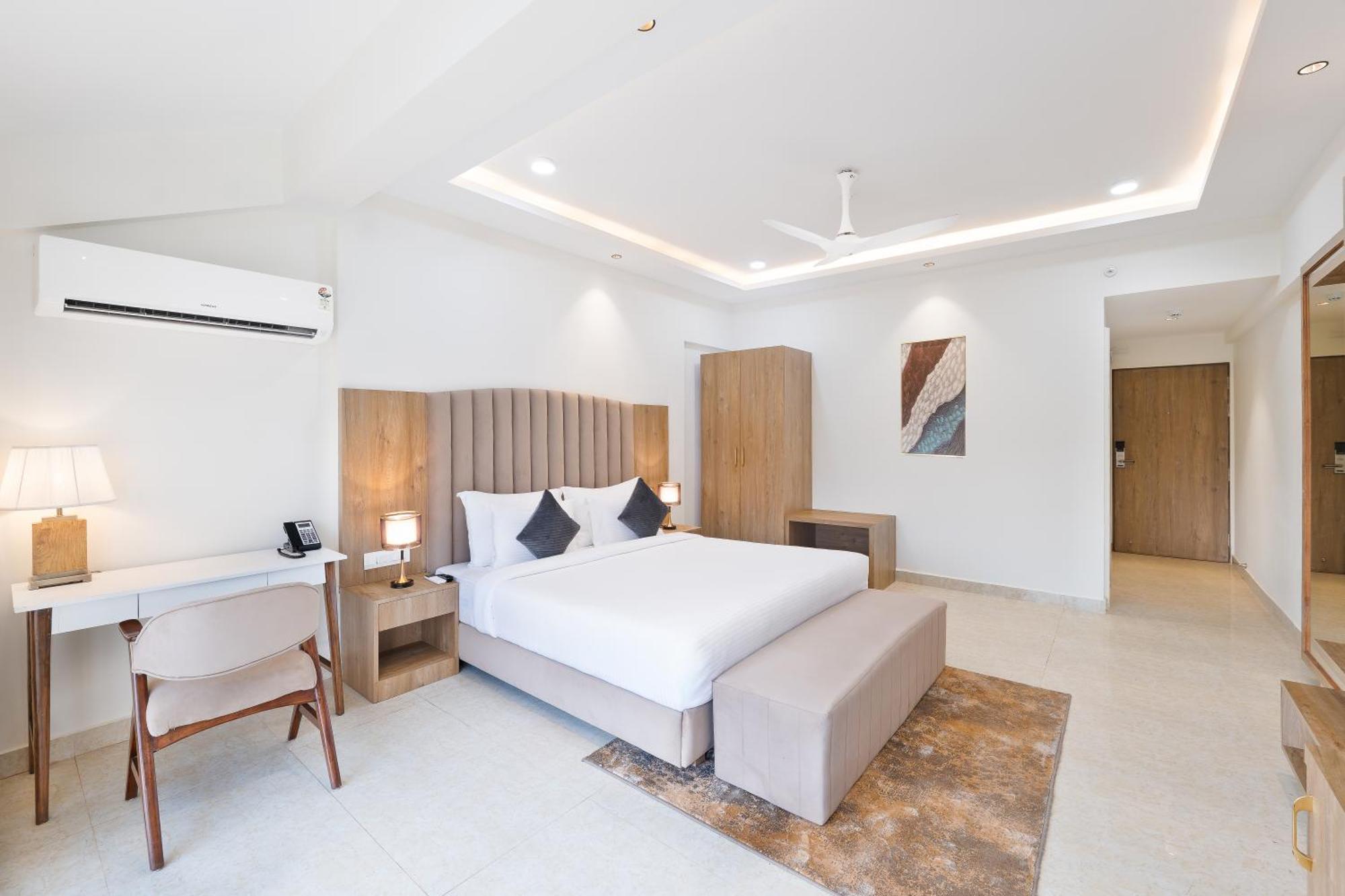 White Wharf Beach Resort Morjim Goa Ngoại thất bức ảnh