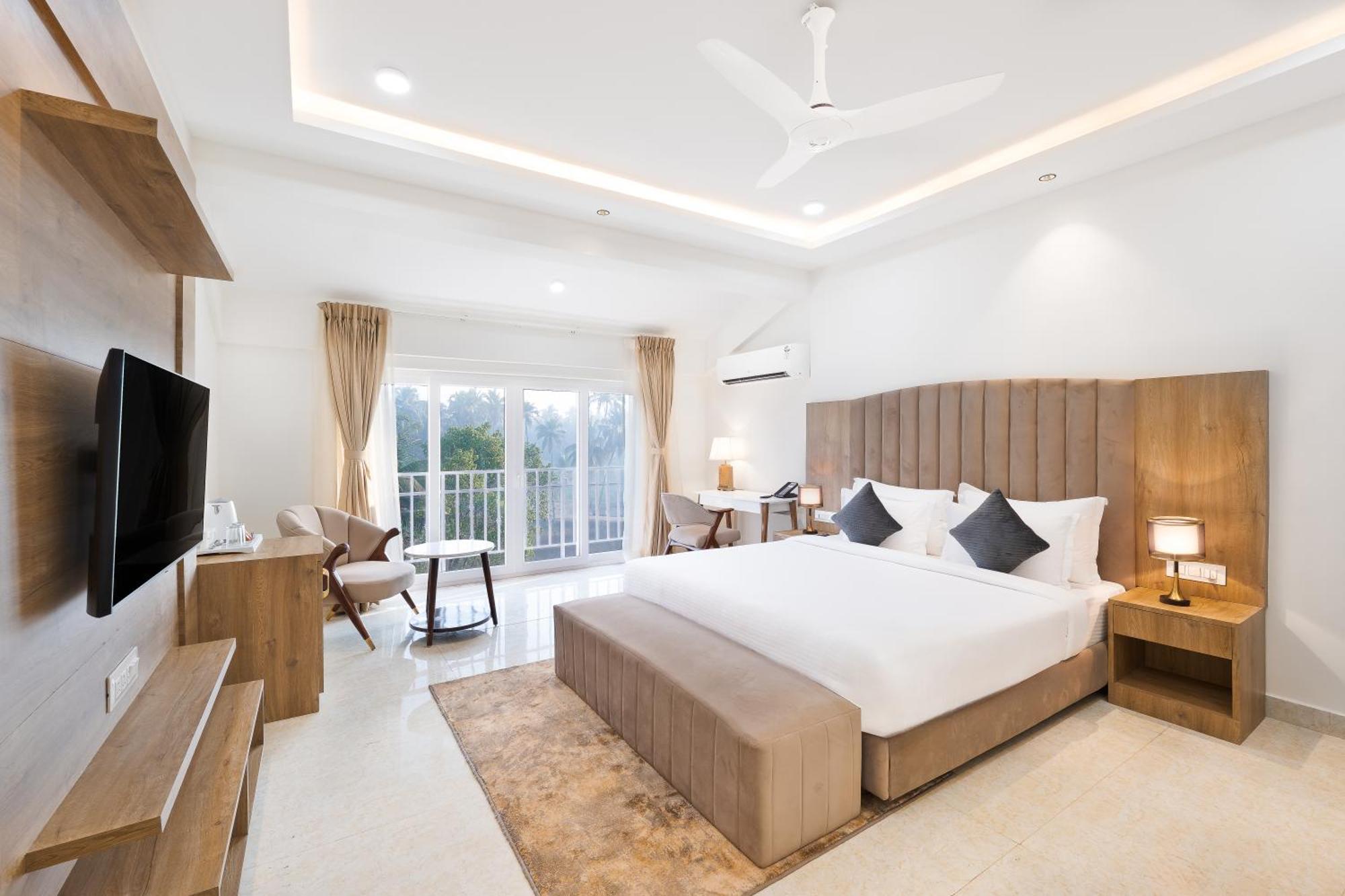 White Wharf Beach Resort Morjim Goa Ngoại thất bức ảnh